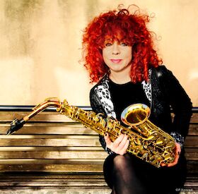 Ticketmotiv Tina Tandler & Band | Saxophon Im Haus