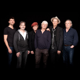 Ticketmotiv Alexander Scheer | Andreas Dresen & Band - Spielen (nicht Nur) GUNDERMANN - Fernseher Aus, Sternschnuppen An!