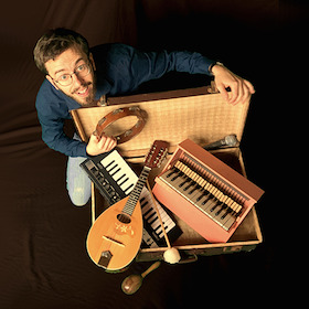 Ticketmotiv Dominik Merscheid - Der Musikalische Koffer