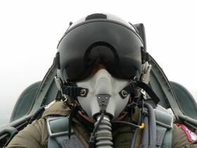 Ticketmotiv F16 | Flugsimulator Kampfjet