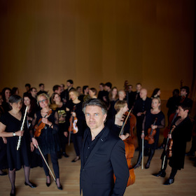 Ticketmotiv Rosen Aus Dem Süden - Neue Philharmonie Frankfurt | Leitung: Jens Troester