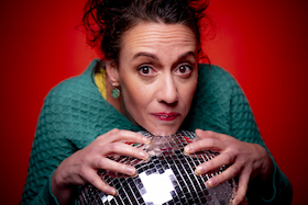 Ticketmotiv Alice Köfer - Alice Auf Anfang